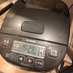 炊飯器の画像