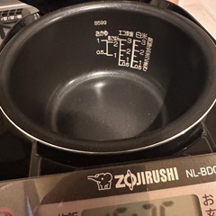 炊飯器の画像