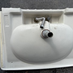 洗面　手　器本体と蛇口セットの画像
