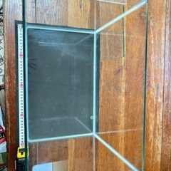 コトブキ工芸 ガラス水槽 前面曲げガラス！ LEGLASS レグラス R-400(40×26×30cm) 40cm水槽(単体) 小型水槽の画像