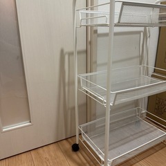 3段ラックの画像