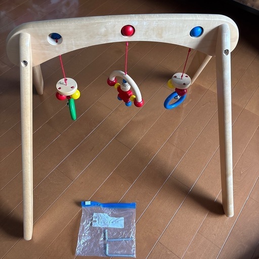ムジーナ　セレクタ社　(Selecta Spielzeug)　木製ベビージム セレクタ（selecta）社の【ムジーナ】 木のおもちゃデポー