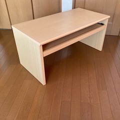 パソコンローデスク　の画像