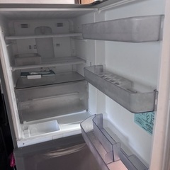 冷蔵庫 三菱 330Lファミリーサイズ 取扱説明書つきの画像