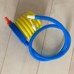 65cm バランスボール（空気入れ付き)の画像