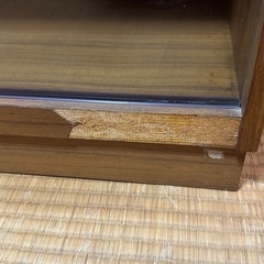 昔のテレビ台　ガラス戸　HITACHI
の画像