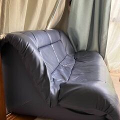 無料2人用ソファー／取りに来て頂ける方【7/21までに引取なら1000円贈呈】の画像