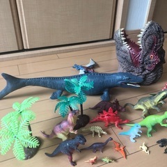 恐竜　　ミニオン　ディズニー　フィギュア　マスコットの画像