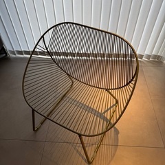 フレームチェア（ゴールド）