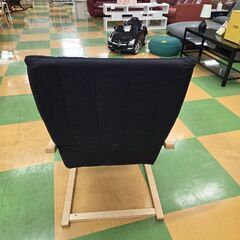 H364　IKEAアームチェアーの画像