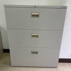 無料　
ラテラルキャビネット3段