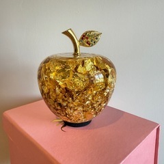 (新品)金箔入り　黄金りんご　置物の画像