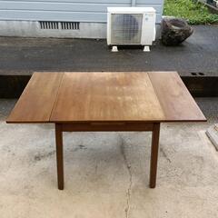 テーブルの画像