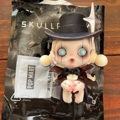 popmart skullpanda image of reality disguiseの画像