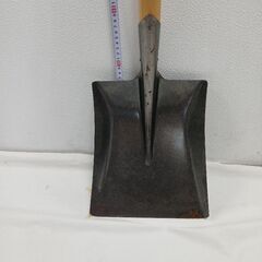 木柄ショベル　(角)　スコップ　　500円の画像