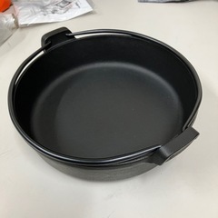 H2507-468 本場盛岡 南部鉄器 岩鋳 すき焼き鍋 南部ツル付20cm IHにも対応 未使用品の画像
