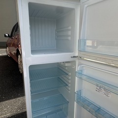 美品✨🉐【2015年】2ドア冷蔵庫の画像
