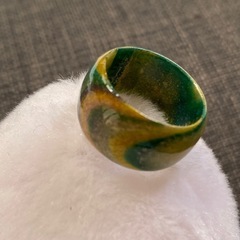 美品 指輪 リング べっ甲風 マーブル模様 真鍮の画像
