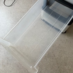 収納ケース　キャスター付きの画像