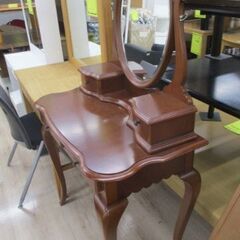 【ジャングルジャングル 岸和田和泉インター店】ドレッサー LYNN HOLLYN リンホーリン　和泉市 堺市 岸和田市 泉大津市 高石市 泉北郡熊取町の画像
