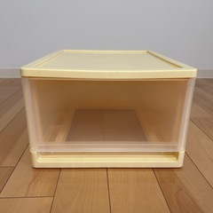 美品　衣装ケース　2個セット　クリーム色
の画像