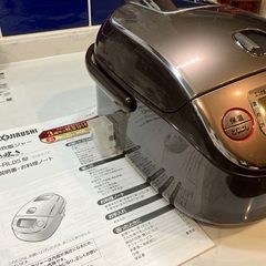 象印炊飯器　圧力IH　３合炊き　説明書付き　2019年製の画像