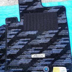 ★ダイハツ•ムーブ★ 純正フロアーマットの画像