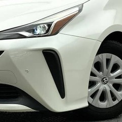 審査が心配...それなら【オトロン】にお任せください‼【審査通過率驚異の95％】/トヨタ プリウス 　Sの画像