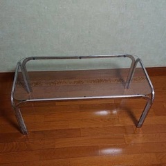 ビンテージガラステーブルの画像