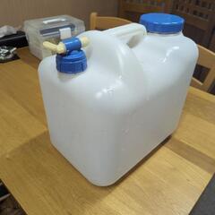 ほぼ新品！　水タンクの画像