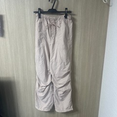 GU パラシュートカーゴパンツ　Sサイズの画像