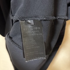 RELIGION tシャツの画像