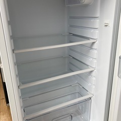【トレファク高槻店】安心の6ヶ月間保証！取りに来られる方限定！Abitelaxの2ドア冷蔵庫のご紹介です！の画像