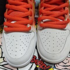 NIKE SB DUNK HIGH PRO SWEET TOOTHの画像