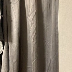 カーテンの画像