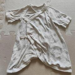 UNIQLOユニクロ 50-60cm コンビ肌着&ボディスーツ4枚セット　新生児の画像