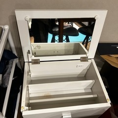 たためるドレッサー