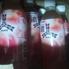 【値下げしました】【ジュース】【炭酸】【清涼飲料水】三ツ矢特濃ピーチスカッシュ 500ml×46本 [サイダー]
の画像