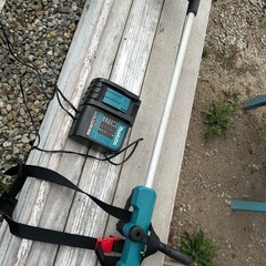 マキタ草刈機　充電式の画像