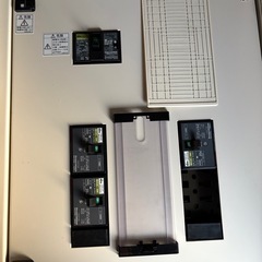 中古動力盤キャビネット中身おまけの画像