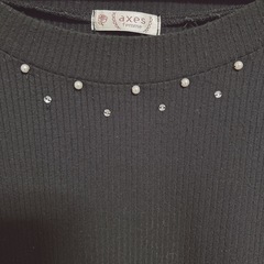 axes femme ビジューカットソーの画像