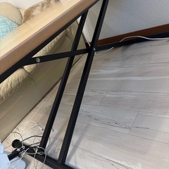 ガス圧式リフトテーブルの画像