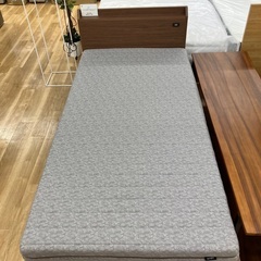 【軽トラ90分貸出サービス】ニトリ　シングルベッドの画像