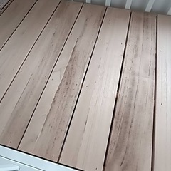 ベビーベッドの画像