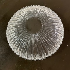ガラス皿　カット模様　4枚セットの画像
