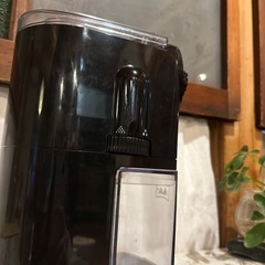電動コーヒーミルの画像