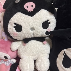 クロミちゃんbigぬいぐるみ
の画像