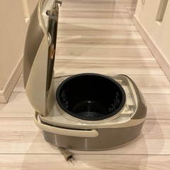 炊飯器の画像
