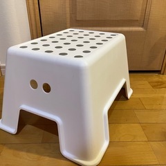 IKEA 踏み台の画像