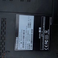 ①ノートPCの画像
